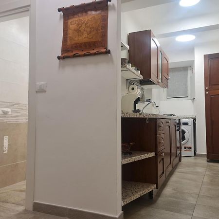 Trilocale Nel Centro Di Sampierdarena Apartamento Génova Exterior foto